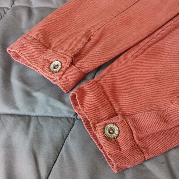 Women's Nadasha Rust Colored Denim Jean Jacket Distressed Button up Collared - Picture 16 of 16